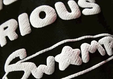 発泡インク（パフインク）で立体的に仕上げたTシャツプリントのサンプル