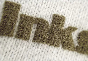 スウェードインクで起毛感のあるマットな質感のプリントサンプル